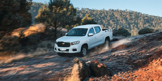 Chevrolet S10 Max 2024, pickup de doble cabina equipada con tracción 4x4 y Stabilitrak